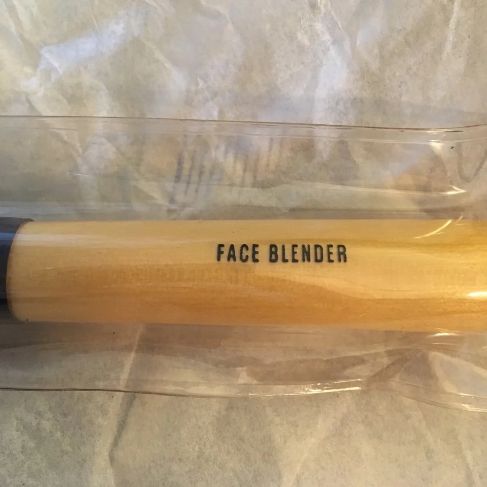 Bobbi Brown Face Blender Brush Powder Brush